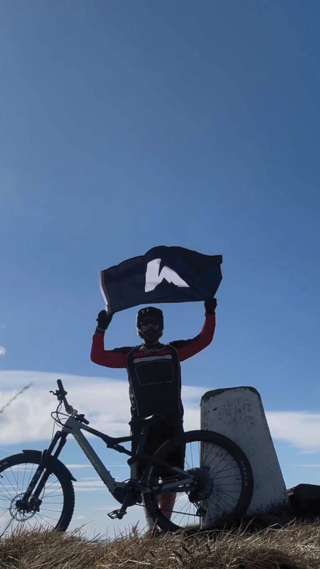 HIKR FLAG